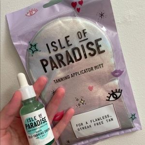Isle of paradise tanning drops. Medium shade. Bought from Sephora. Never used.